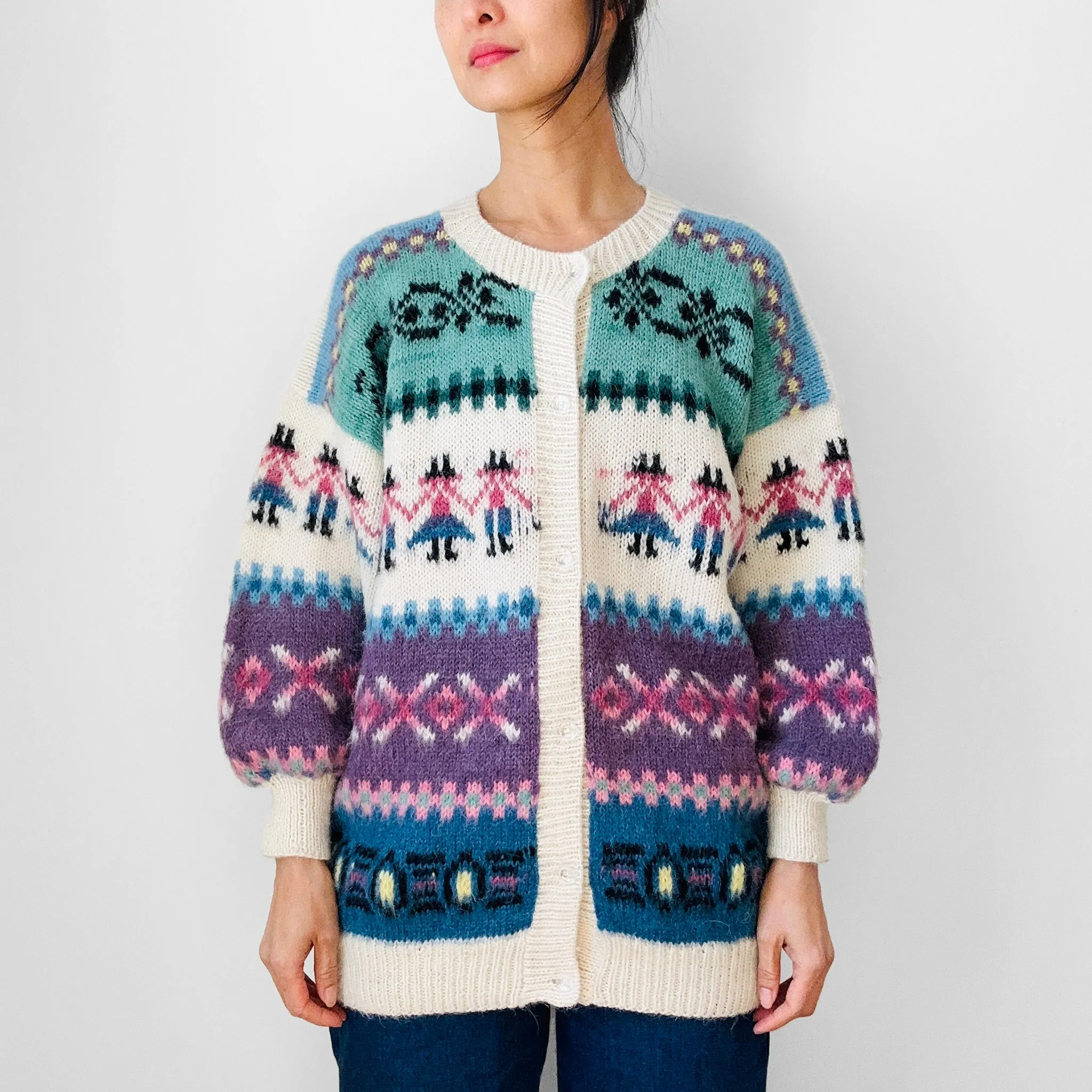 1970s Relaxed Fit Folk Patterned Peruvian Baby Alpaca Wool Knit Cardigan Sweater