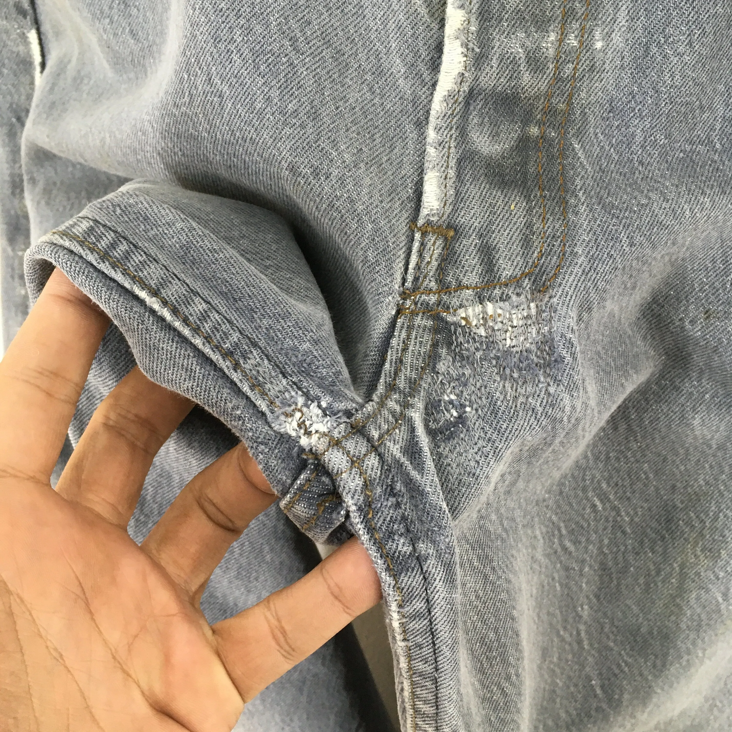 Levi's 501 Ash Gray Distressed Jeans Size 29x29.5