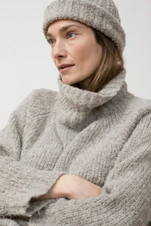 Oskar Beanie Undyed Grey