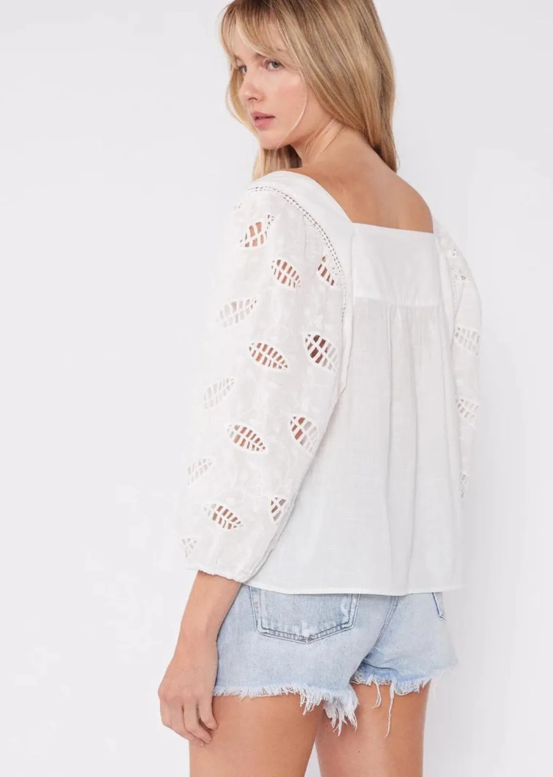 Tavi Embroidered Blouse