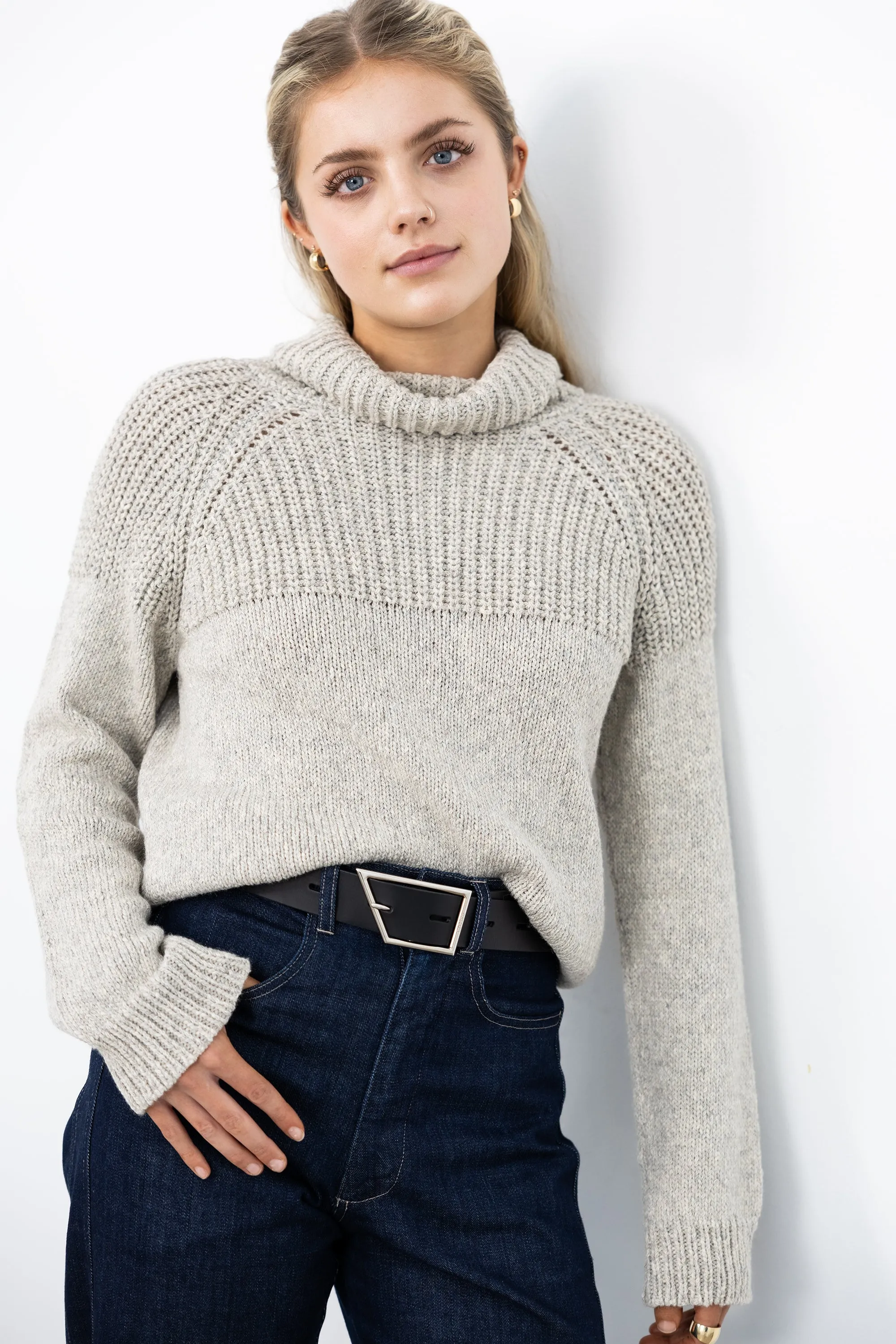 Turtleneck Long Sleeve Sweater - Cloud Grey